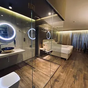 Deluxe In Blloku Area Apartment