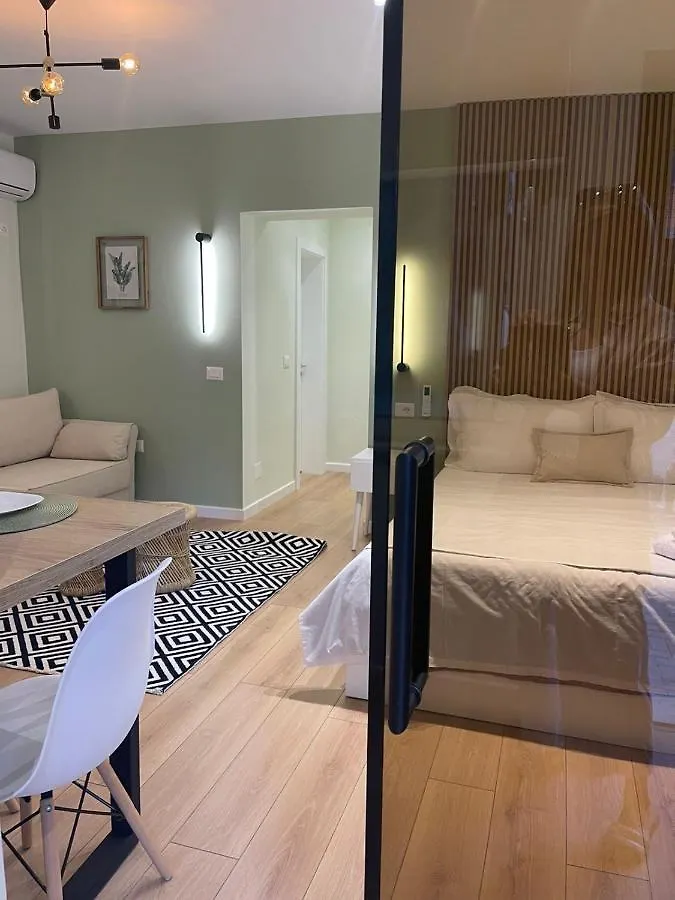 Apartment 4Seasonsgea , Cozy Studio In Central Position , Tirana